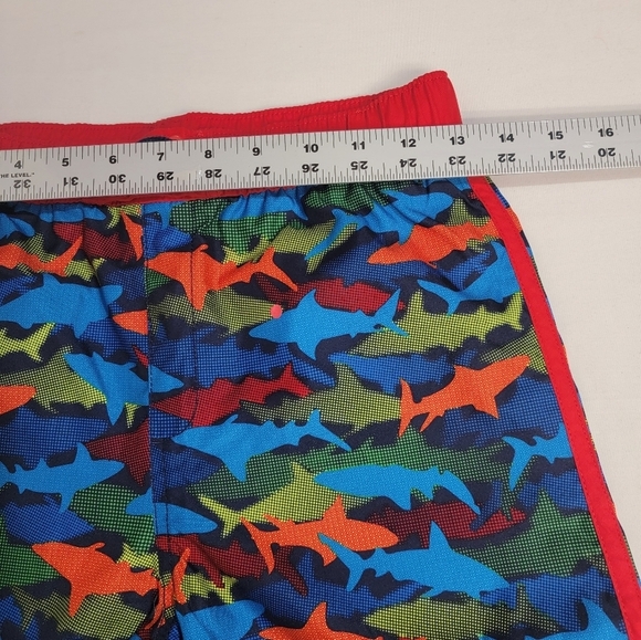 Lands’ End Deep Sea Navy Multicolor Shark Pattern Swim Trunks XL(14S-16S) - Picture 4 of 12